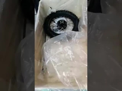 包装 から 保護: 木製 の 箱 に バイク を 包装 する 過程 を 見る!